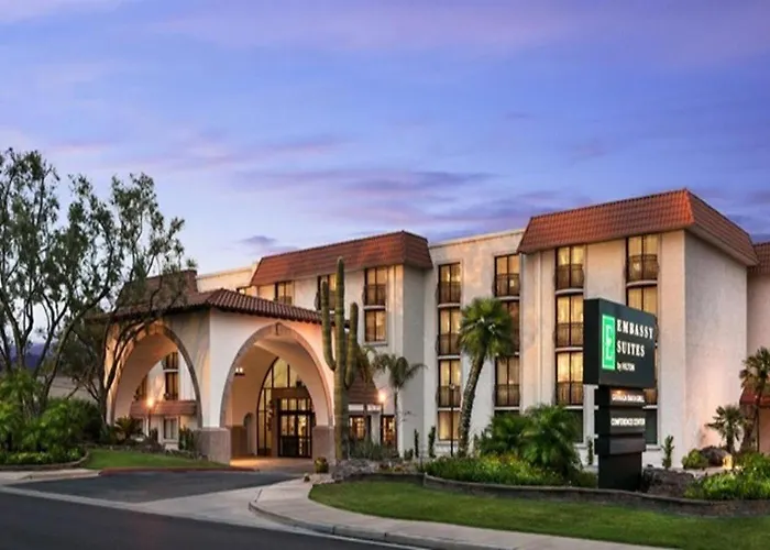 Resort Embassy By Hilton Scottsdale