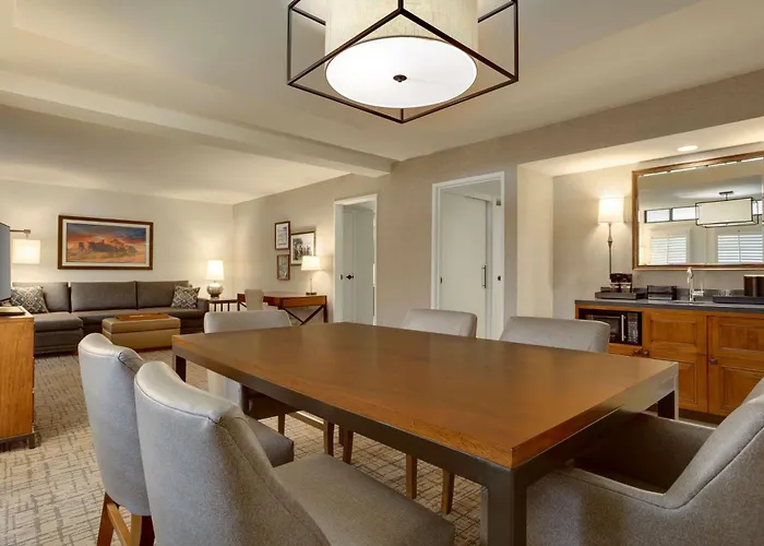 Embassy By Hilton 4*