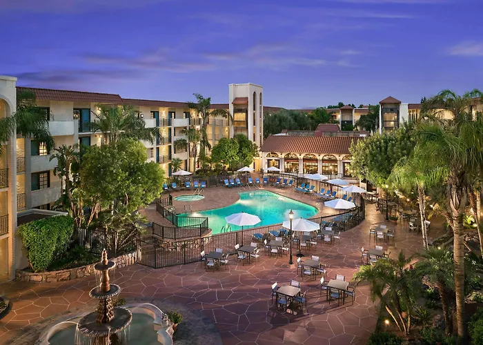 Resort Embassy By Hilton Scottsdale
