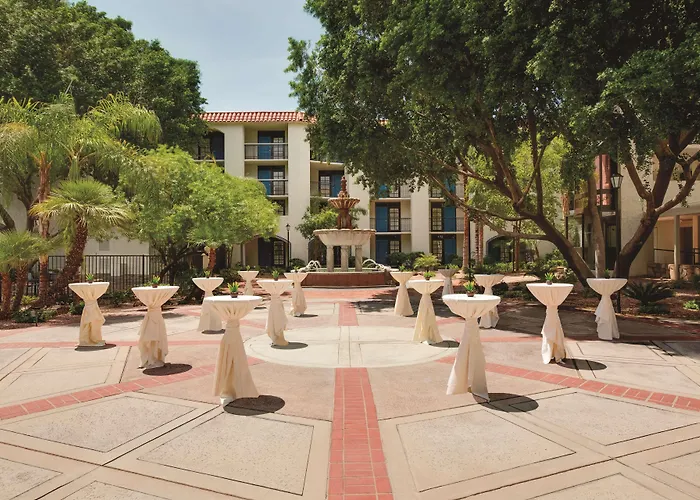 Embassy By Hilton Resort Scottsdale