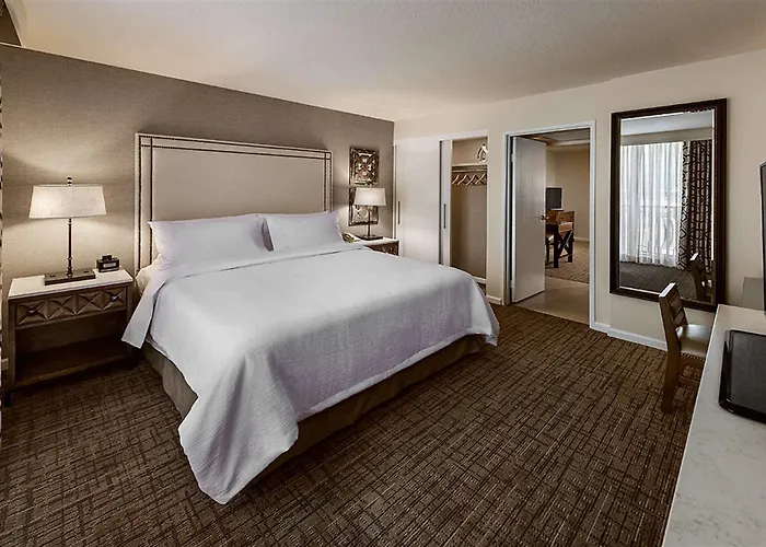 Embassy By Hilton Scottsdale