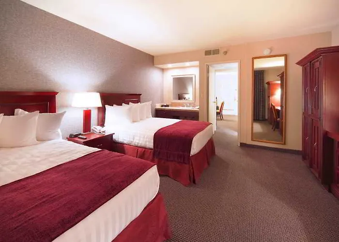 Resort Embassy By Hilton 4*